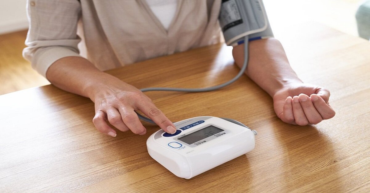 máy đo huyết áp tại nhà