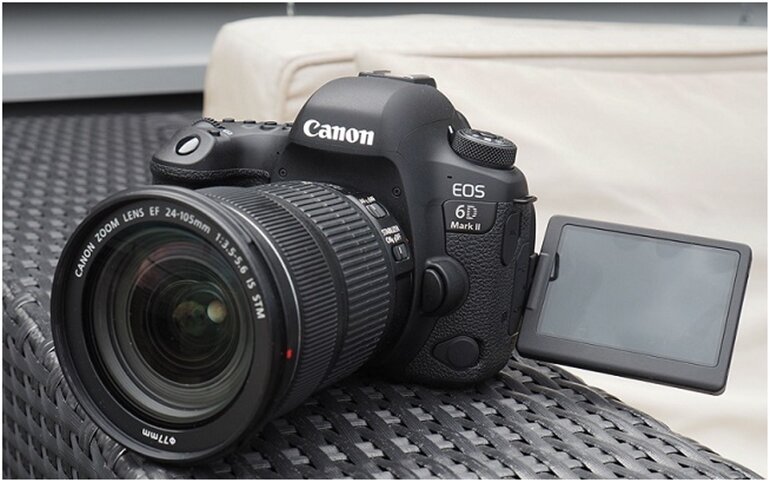 máy ảnh canon eos 6D Mark II