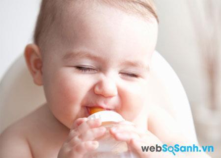 Sữa bột Wakodo Bonlact I bổ sung lợi khuẩn đường ruột cho bé 
