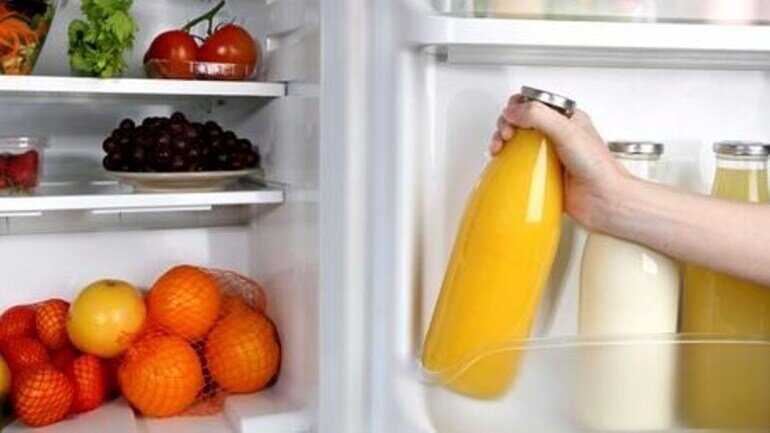Bạn nên bảo quản nước ép trong tủ lạnh Casper 645 lít giống như cách bảo quản sữa