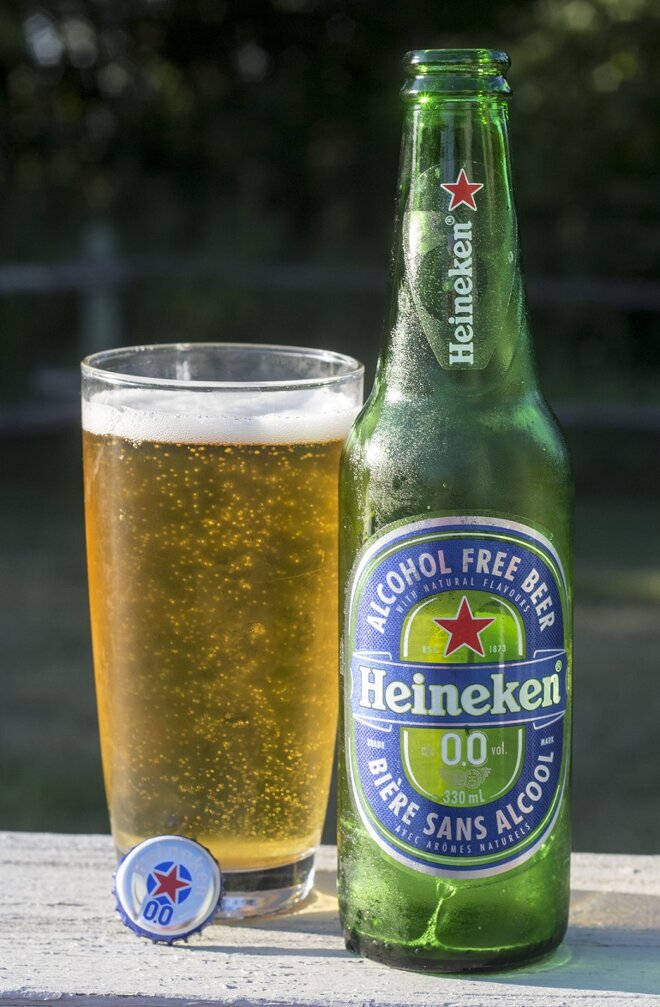 Vẻ bề ngoài của bia Heineken