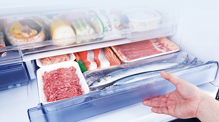 Tủ lạnh Mitsubishi MR-WXD70G có khả năng lưu trữ thực phẩm ở nhiệt độ từ -3°C - 0°C mà không đông cứng