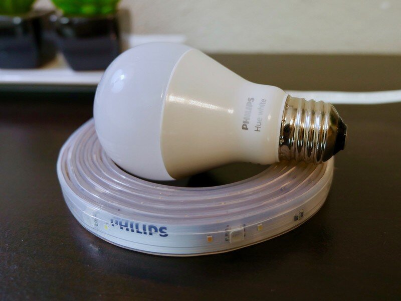 Bộ sản phẩm Kit Starter Philips Hue