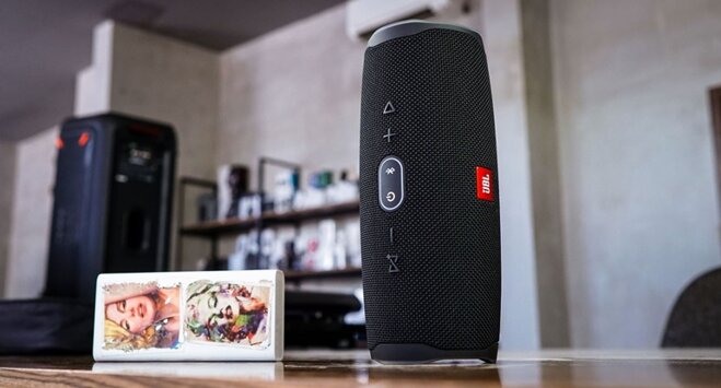 jbl charge 4