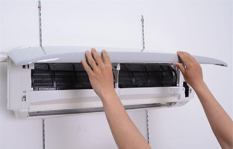Vệ sinh điều hòa Nagakawa NIS-C12R2T28 với 5 bước cực kỳ nhanh gọn