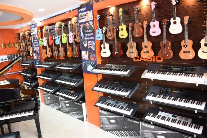 Các sản phẩm nhạc cụ tại saigonmusical.com.vn đều được nhập khẩu chính hãng từ các thương hiệu nổi tiếng được ưa chuộng trên thị trường như: Yamaha, Casio, Roland,...