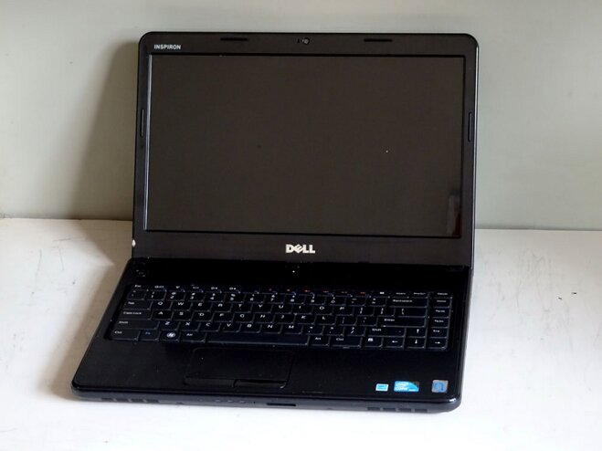 Laptop Dell cũ-2