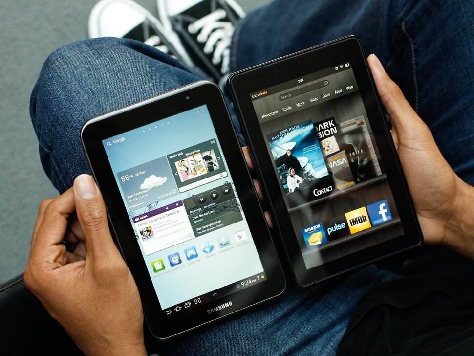 So sánh máy tính bảng Samsung và Kindle Fire
