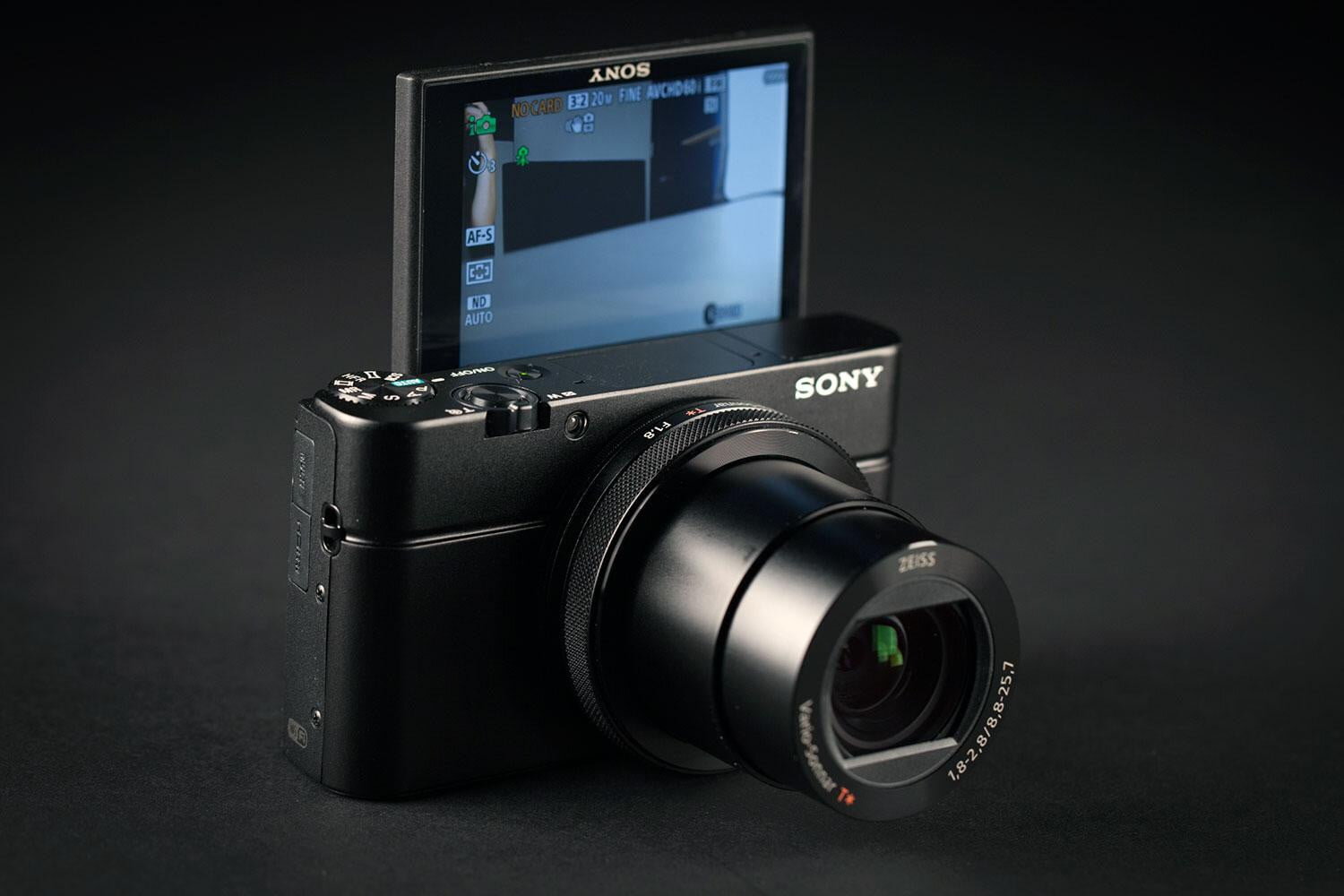 Máy ảnh Compact Sony Cyber-shot DSC-RX100 IV