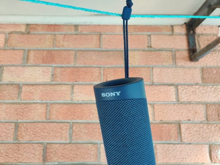 Đánh giá loa bluetooth Sony SRS-XB23: Thiết kế mới, âm thanh hay! | websosanh.vn