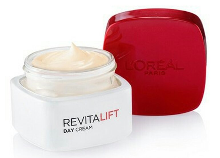 Kem chống lão hóa L'oreal RevitaLift SPF23 PA++