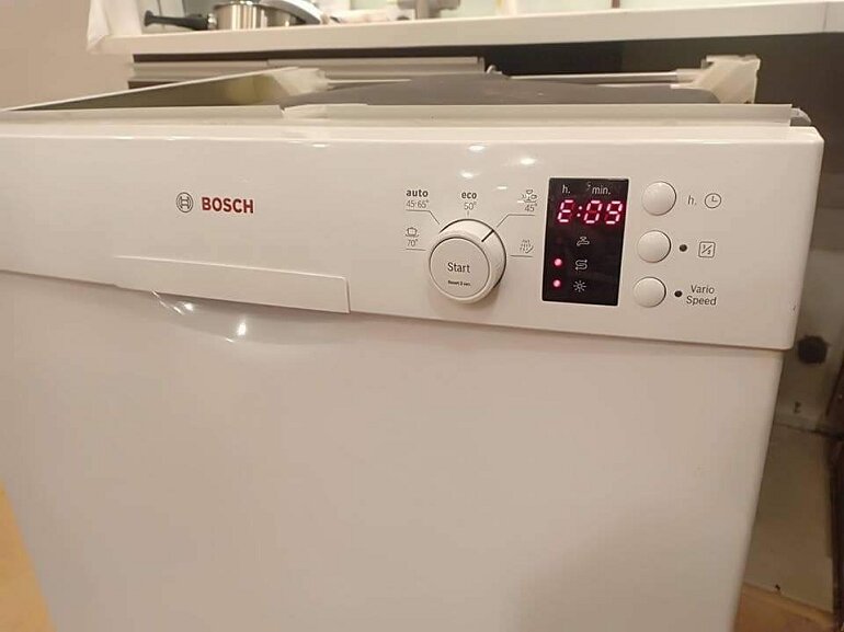 Lỗi E09 máy rửa bát Bosch là lỗi gì?
