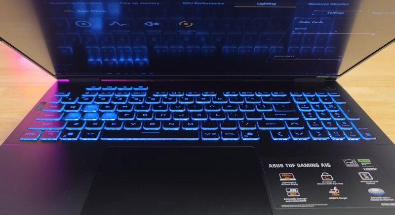 ASUS TUF Gaming A16 (2025): Laptop RTX 5000 giá rẻ đáng kinh ngạc