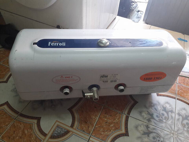 Bình nóng lạnh 15l Ferroli QQ AE