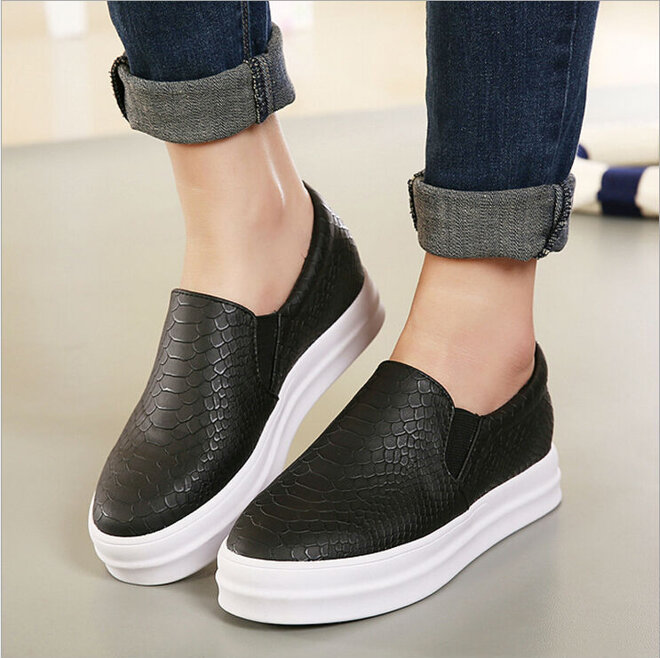 Giày slip on cao gót