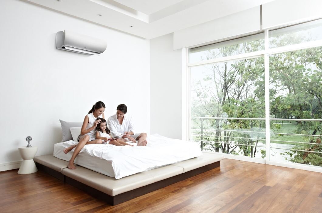 Đóng cửa kín khi mở máy lạnh tiết kiệm điện đáng kể cho gia đình