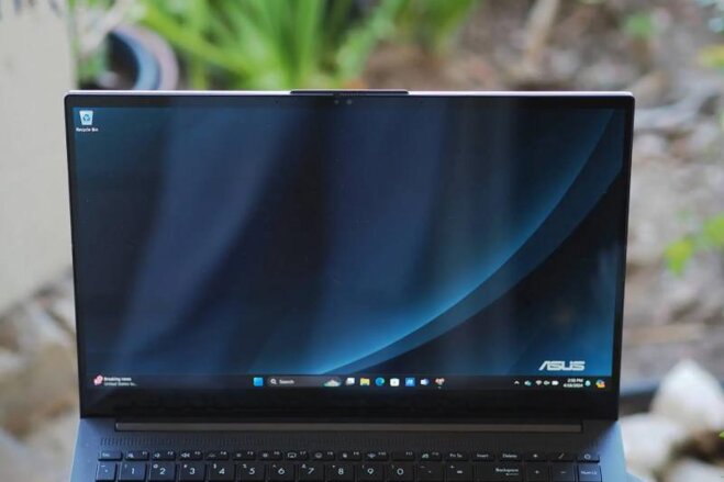 Đánh giá ASUS Vivobook Pro 15 OLED (Q533): Laptop creator giá phải chăng hiệu năng tốt, chỉ 25 triệu đồng!