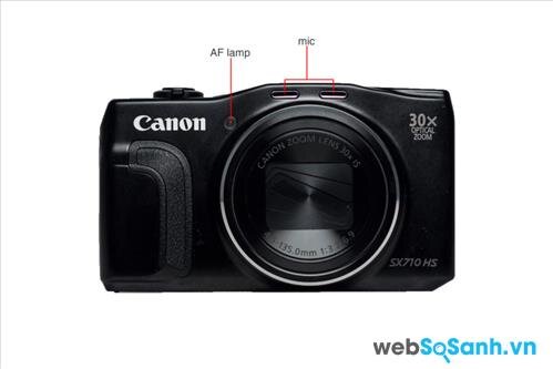 PowerShot SX710 có một thiết kế khá lạ mắt với phần đỉnh máy hơi nhô cao.