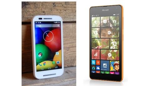 Moto E (trái) và Lumia 535 (phải)