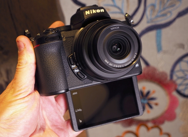 màn hình LED máy ảnh Nikon Z50