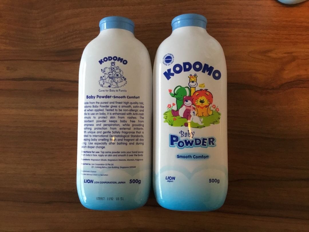 Phấn rôm Kodomo giúp da bé mềm mại, thoáng mát