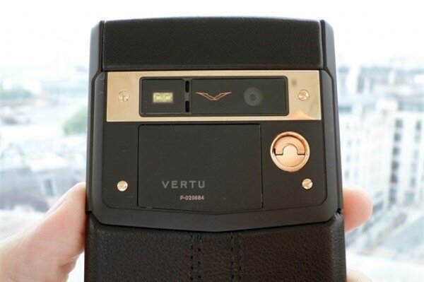 Đánh giá Vertu Signature Touch, smartphone Android giá 250 triệu đồng