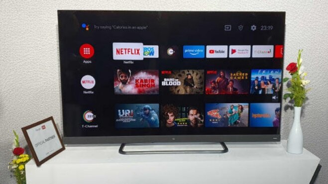 Smart Tivi TCL 55 inch 55C8, 4K UHD sở hữu công nghệ hiển thị chất lượng