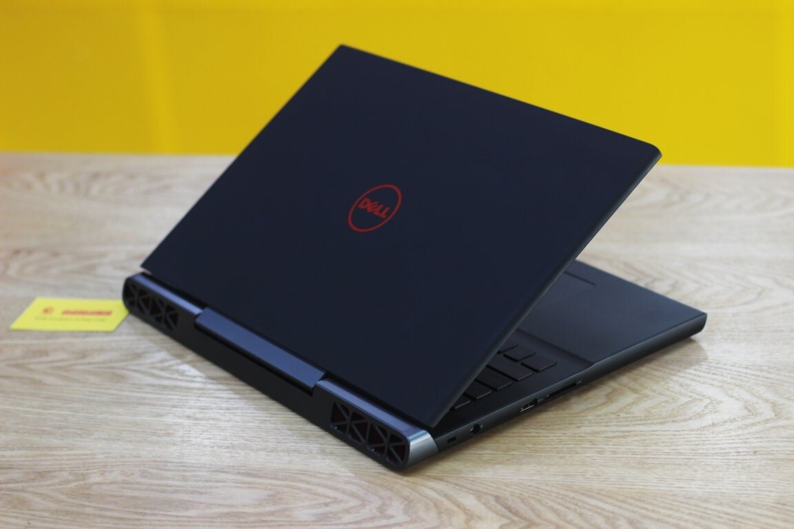 Laptop Dell Inspiron 7567