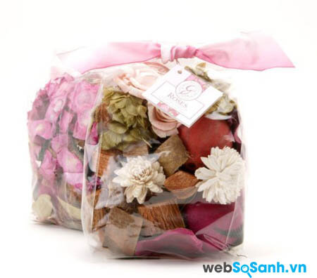 Túi thơm với mùi hương ngọt mát sẽ khiến quần áo có được hương thơm tự nhiên hơn