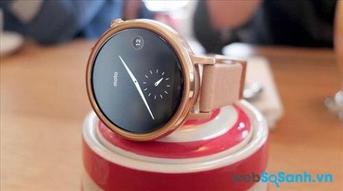 Đồng hồ thông minh Moto 360 (2015)