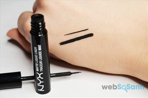 Kẻ mắt nước Matte Liquid Liner đến từ NYX Cosmetics