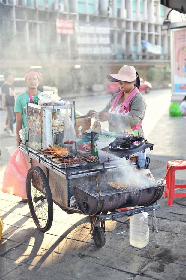 street food in bangkok - one of the things I miss the most