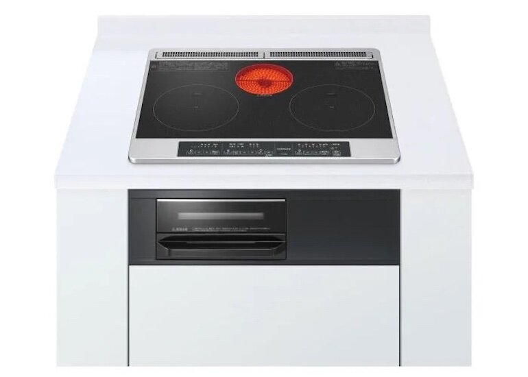 Vẻ ngoài vô cùng sang trọng của Hitachi HT-M6k