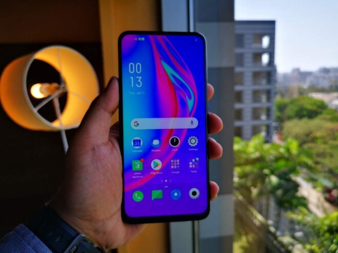 Oppo F11 Pro sở hữu một diện mạo sang trọng, đẳng cấp 