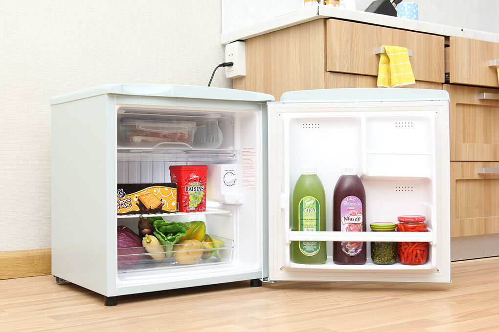 Tủ lạnh Aqua AQR - 55AR (SH) thiết kế đơn giản với hệ thống vận hành êm ái 