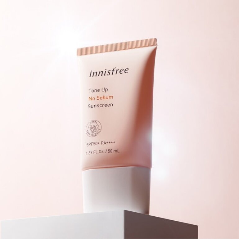 Kem chống nắng Innisfree Tone Up No Sebum