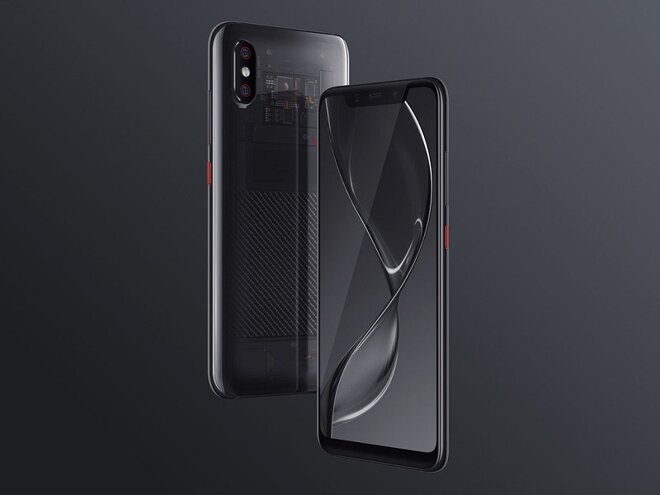 Xiaomi Mi 8 Pro có thiết kế không khác gì chiếc Xiaomi Mi 8 