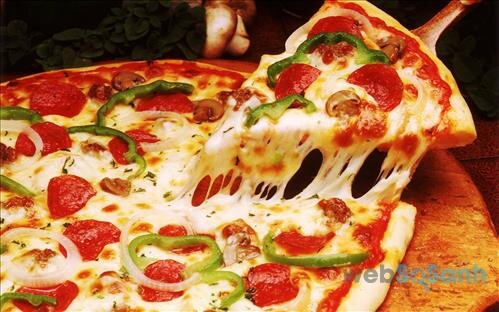 làm bánh pizza bằng lò vi sóng