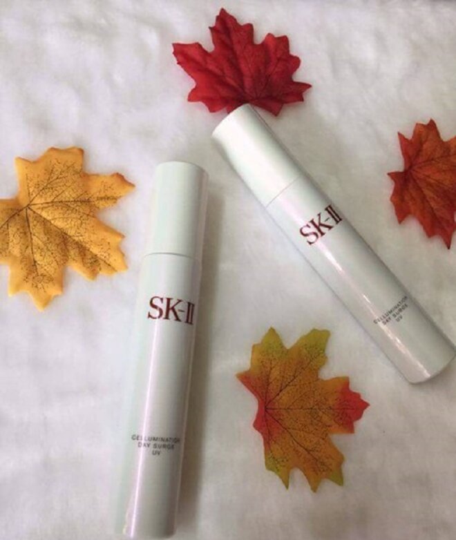 Kem dưỡng trắng da SK-II Cellumination Day Surge UV