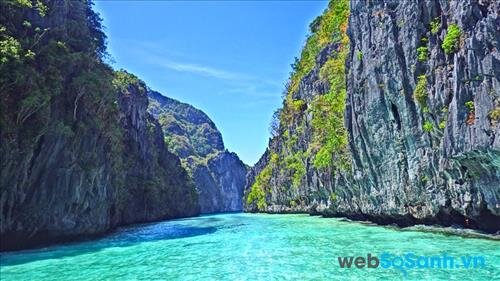 Biển El Nido trong vắt và xanh ngắt. 