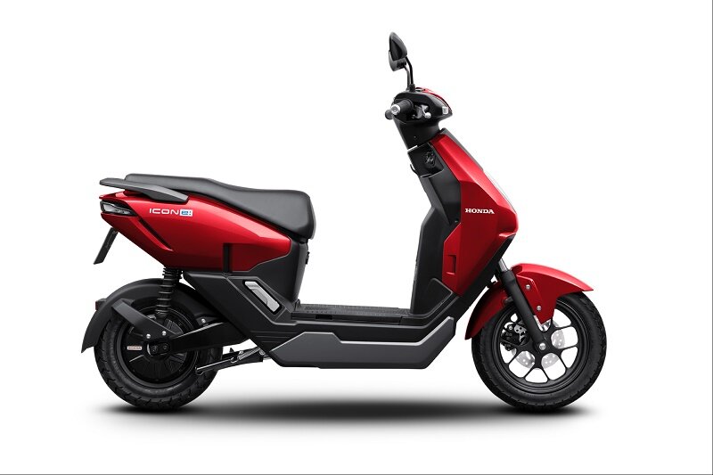 Loạt khuyến mại hấp dẫn khi mua xe máy điện Honda ICON e: từ tháng 8 - 10/2025