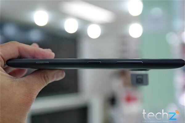 Mở hộp Lumia 1520 chính hãng tại Việt Nam: Trên cả tuyệt vời-image-1385718997450