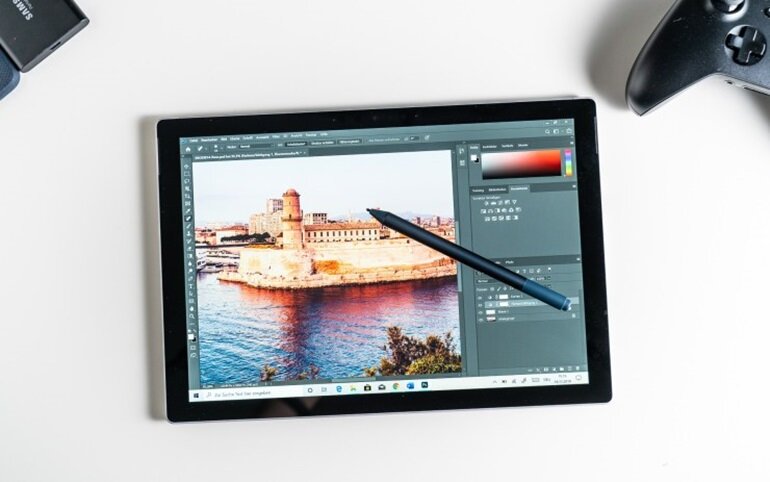 Microsoft Surface Pro 7 