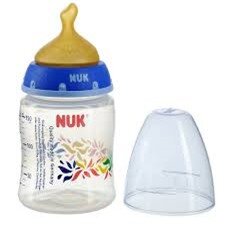 Bình sữa Nuk cổ rộng 150ml (núm cao su) PP