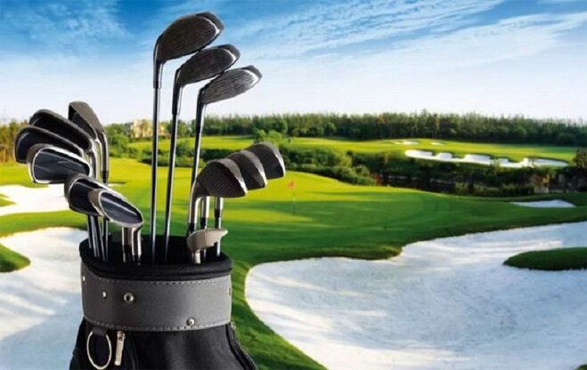 Nên chọn mua gậy golf của thương hiệu nổi tiếng và uy tín