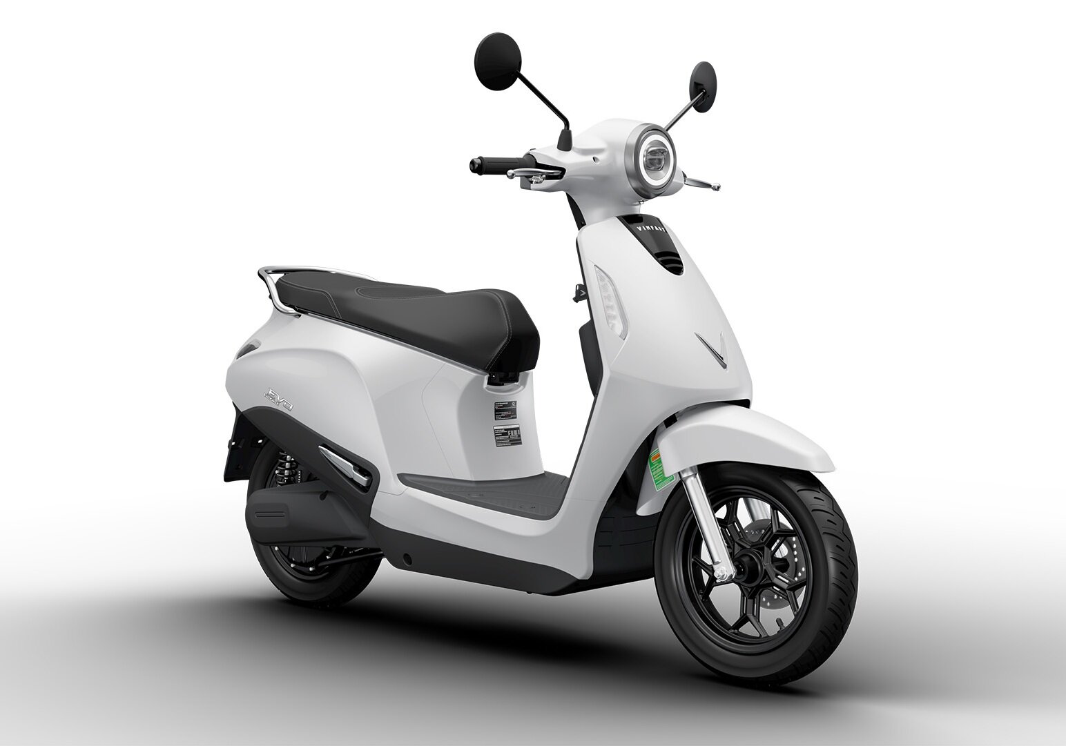 Loạt xe máy điện có thể đổi pin tại trạm trong vài phút: VinFast chiếm ưu thế, Honda miễn phí đổi pin