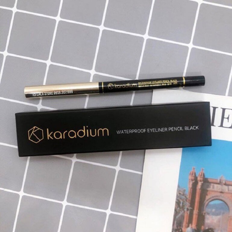 Bút kẻ mắt Karadium review