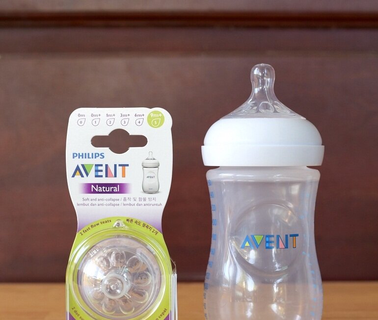 Núm ty Avent Natural số 5 được khuyên dùng cho bé 9 tháng tuổi trở lên