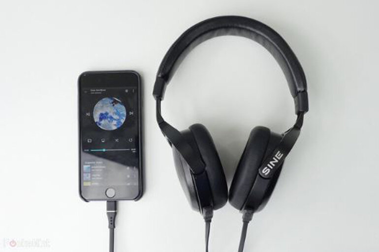 Top 3 tai nghe có kết nối cổng lightning tốt nhất dành cho chủ sở hữu iPhone
