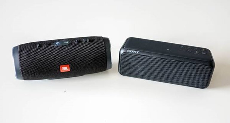 so sánh loa bluetooth jbl flip4 và sony srs-xb2